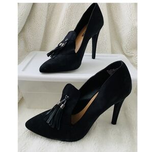Cosmopolitan 4” Black Suede Leather Tassel Heels Size 7.5M